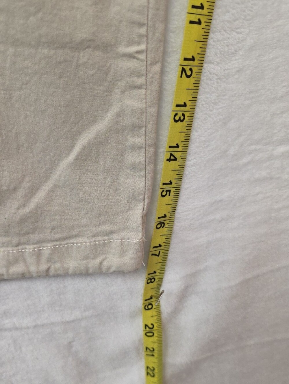 Lee Women's Light Khaki Cargo Capri Pants - Picture 5 of 16
